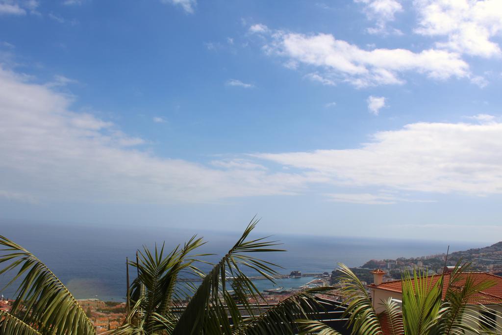 Funcho - House With Fantastic Funchal Bay And Ocean Views Villa Bagian luar foto